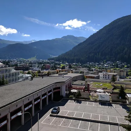 - Swimming Pool Available 4* Davos