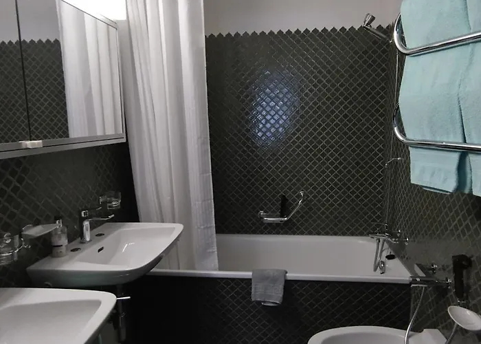 - Swimming Pool Available Aparthotel Davos