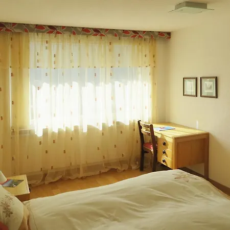 - Swimming Pool Available דאבוס